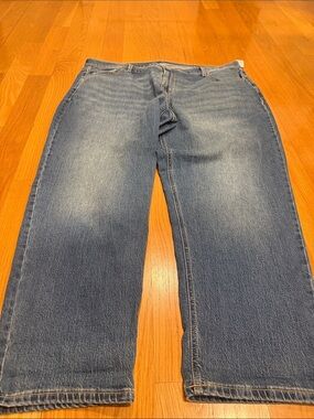 NWT Old Navy mid-Rise wow boyfriend jeans size 20 short .